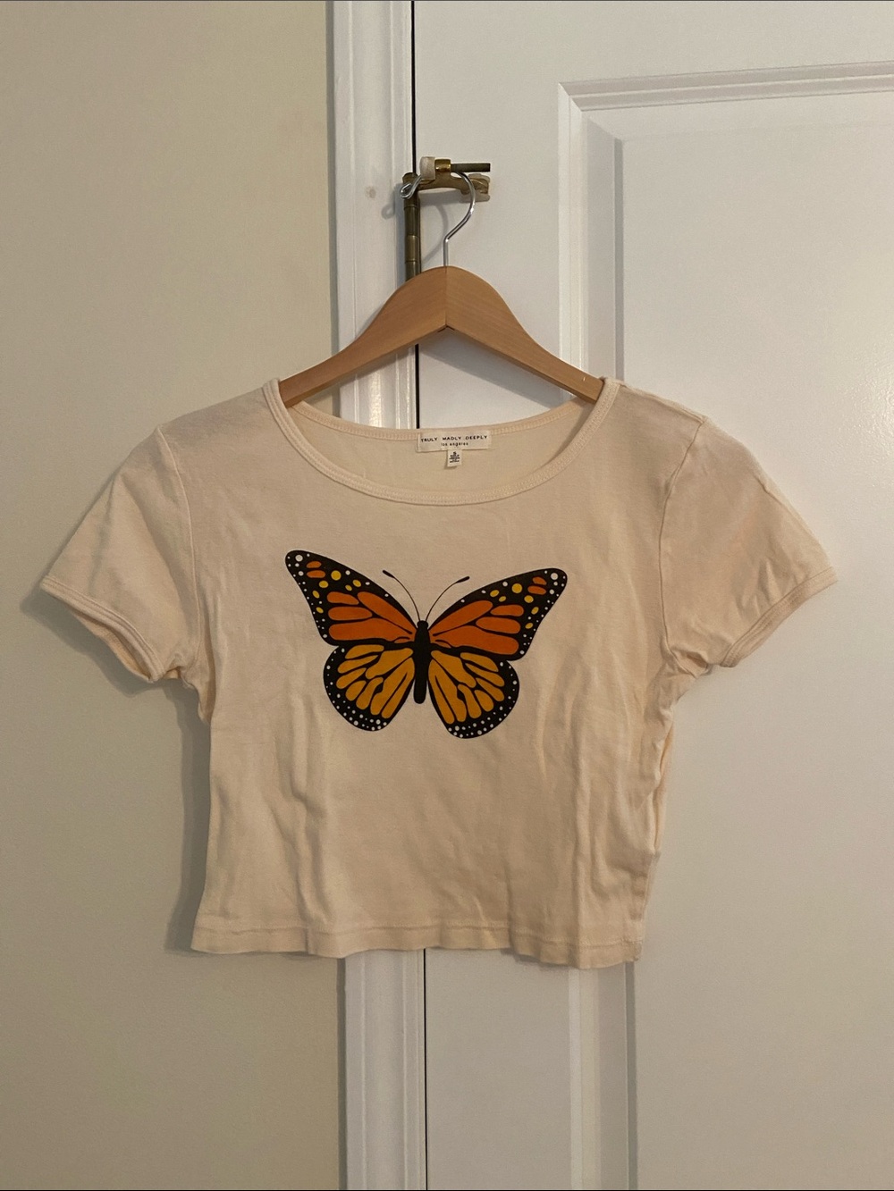 Truly Madly Deeply size small butterfly crop t-shirt monarch cottagecore whimsy